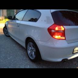 Автомобиль BMW 1 series хэтчбэк