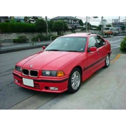 Автомобиль BMW 320i E36 седан