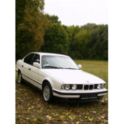 Автомобиль BMW 525 E34 седан