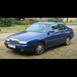 Автомобиль Lancia Kappa седан