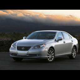 Автомобиль Lexus ES350 седан
