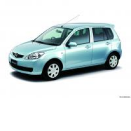 Автомобиль Mazda Demio II хэтчбек