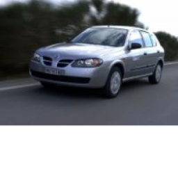 Автомобиль Nissan Almera хэтчбек (2001)
