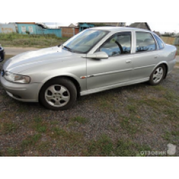Автомобиль Opel Vectra - седан