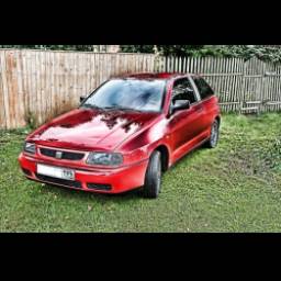 Автомобиль Seat Ibiza II 3D хэтчбек