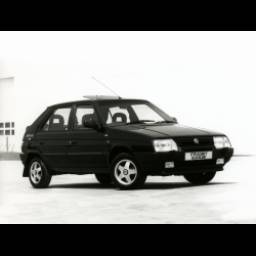 Автомобиль Skoda Favorit хэтчбек
