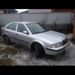 Автомобиль Skoda Octavia A4 хэтчбек
