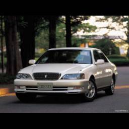 Автомобиль Toyota Cresta GX-100 седан
