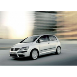 Автомобиль Volkswagen Golf Plus - хэтчбэк