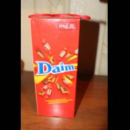 Конфеты из молочного шоколада Maxwell House Daim