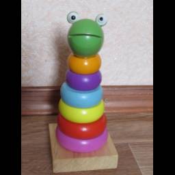 Пирамидка Wooden Toys Seven Color Frog Tower