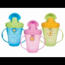 Поильник-непроливайка Bebe D'or с пластиковым носиком