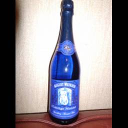 Вино August Weinxof "Lustige Nonne"